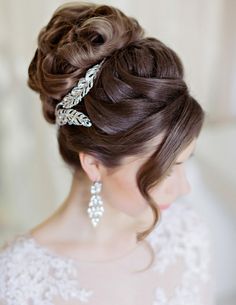 Sanggul Modern, Wedding Hairstyles Bride, Bridal Updo, Wedding Hairstyle, Wedding Updo, Elegant Hairstyles