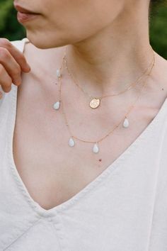 Layering necklaces is a great way to up-level your look. We're sharing some of our favorite ways to layer necklaces and jewelry, plus tips and ideas on how to layer necklaces. Wether your necklaces are gold, silver, or you want to mix metals, these layering tips are for you! Layer necklaces with ease today. Necklaces For Wedding