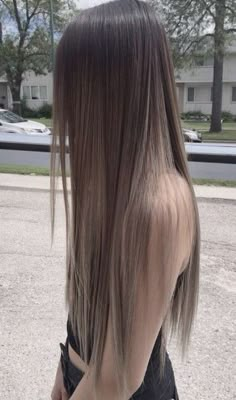 Korean Straight Hair, Balayage Straight Hair, Korean Hair Color, Ash Hair Color, Hair Color Streaks, Brunette Hair With Highlights, Hair Color Techniques