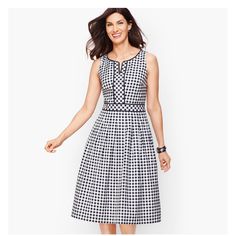 You'll Love Our Gingham Dress, In A Fun And Flattering Fit & Flare Silhouette. Updated With A Split Neckline And Handy Side Pockets. Features Silhouette: Fit & Flare Neckline: Split Sleeve Length: Sleeveless Closure: Invisible Side Zip Pockets: Side Seam Pockets Lined Imported Material Material: Shell: 100% Cotton, Lining: 80% Polyester, 20% Cotton Care: Machine Wash Frock Designs For Girl, Casual Frocks, Knit Cardi, Fall Styles, Frocks For Girls, African Design Dresses, Frock Design, Designs For Dresses, Gingham Dress