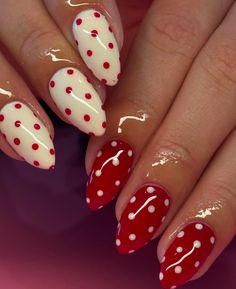 Red And White Polka Dot Nails, Red Polka Dot Nails, Tomato Nails, Pomegranate Nails, 2025 Nails, Ladybug Nails, Chic Nail Designs, Polka Dot Nails, Dots Nails