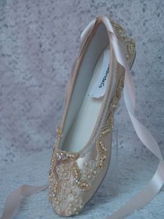 Champagne/Gold flat shoes I meticulously designed these beautiful shoes fit for a real princess on her wedding day I hand dyed and hand embellished them, these are not found in stores I used beautiful first class elements: gold Venice lace trim, silver Swarovski crystals, glass pearls, reversible ribbon. US Adult Sizes: 5, 5.5, 6, 6.5, 7, 7.5, 8, 8.5, 9, 9.5, 10, *11 & *12 and W Wide width from 6W - 10W, *11W, *12W *Size 11 & 12, Wide or Regular width are an extra $15.00. Please contact Gold Flat Shoes, Gold Shoes Flats, Champagne Shoes, Ribbon Flats, Royal Blue Wedding, Wedding Flats, Ballet Fashion, Princess Shoes, Gold Flats