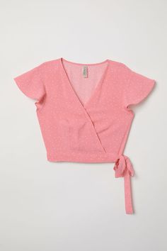 Cute Outfits Pink, Cute Outfits With Leggings, Myanmar Dress Design, Raspberry Pink, Cute Winter Outfits, Crop Top Outfits, Cute Crop Tops, Girls Fashion Clothes