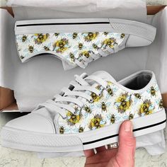 p>Bees Purple Flower Watercolor Low Top Shoes – Low Top Shoes Mens, Women Our Low Top shoes are perfect gifts for Dog and Cat Lovers, meaningful gift ideas, gifts for him/her, gifts for friends on any occasion such as Birthday, Christmas, Anniversary day, Graduation day, Valentine’s day, Father’s day, Mother’s day, Housewarming party… Product details: – Gender: Men/Women – Material: Spandex and Polyester – Lightweight construction with canvas fabric for maximum comfort and performance. – L Purple Flower Watercolor, Large Leather Tote Bag, Low Top Shoes, Flower Watercolor, Large Leather Tote, Embroidered Caps, Dog And Cat, Low Top Sneakers, Tote Bag Leather