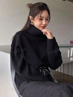 Style:Casual \nNeckline:High Neck \nType:Pullovers \nSleeve Type:Drop Shoulder \nColor:Black \nPattern Type:Plain \nSleeve Length:Long Sleeve \nLength:Regular \nTemperature:Winter (<10℃/50℉) \nFit Type:Regular Fit \nFabric:Medium Stretch \nMaterial:Fabric \nComposition:42% Acrylic \nComposition:30% Polyester \nComposition:28% Polyamide \nCare Instructions:Machine wash, do not dry clean \nSheer:No \n Drop Shoulder Sweater, Women Sweaters, Drop Shoulder Sweaters, Shoulder Sweater, Drop Shoulder, Style Casual, High Neck, Sweaters For Women, Turtle Neck