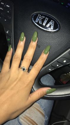 Almond Nails Olive Green, Green Acrylic Nails Almond, Acrylic Green Nails, Almond Nails Green, Nails Olive Green, Green Almond Nails, Acrylic Nails Green, Nails Olive, Aesthetic Grey