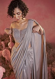 Metallic Gold Corset Saree Parul Gandhi - Fabilicious Fashion Corset Indian Outfit, Corset Blouse Saree, Metallic Fabric Texture, Corset Saree, Saree With Corset, Metallic Saree, Lycra Saree, Silver Corset, Saree Drapes