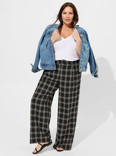 Wide Leg Stretch Crepe High-Rise Pant Pants Business Casual, Black Beachwear, Plus Size Fall, Wide Leg Dress Pants, Sheer Shorts, Polyester Pants, Wide Jeans, Leg Stretching, High Rise Pants