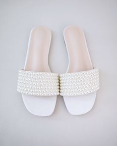 ivory pearl flat sandals Pearl Sandals Wedding, Bridesmaids Sandals, Sandals With Pearls, Designer Sandals Flat, Plus Size Homecoming Dresses, Bridesmaid Sandals, Rhinestone Slides, Pearl Sandals, Elegant Sandals