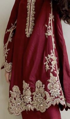 Boutique Cafe, Desi Things, Pakistani Party Wear Dresses, Baby Poncho, Shadi Dresses, Black Lehenga, Pakistani Party Wear, Latest Dress Design