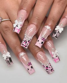 @tori_bb Busy Nails, Acrylic Nails Toes, Super Long Nails, Nails With Sparkles, Nails Vacay, Nail Y2k, Azul Nails, Nails Sanrio, Nails Freestyle