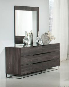 Vigfurniture Nova Domus Enzo Italian Modern Grey Oak Mirror Gray Dresser, Dresser Modern, Modern Grey Sofa, Dresser Design, Oak Dresser, Walnut Dresser, Trendy Bedroom, Leather Bed, Gray Bedroom