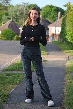 ❤Incredible rare 90s vintage velvet paisley flared trousers! ❤Brand: Necessary Objects ❤Would best fit UK size 8, please check the measurements below ❤Waist: 28 inches ❤Length: 31 inches ❤Zip closure at the side ❤In good vintage condition, general signs of wear only ❤Model is size 8 and 5'5 Fitted Paisley Print Bottoms For Fall, Fitted Wide Leg Bottoms With Paisley Print, Fitted Velvet Pants For Winter, Winter Fitted Velvet Pants, Fitted Velvet Winter Pants, Winter Velvet Fitted Pants, Velvet Floral Pants, Blue Velvet Flare Pants, 2000 Velvet Pants