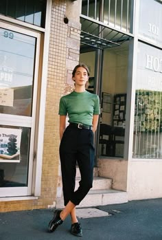 Modern Street Style, Look Retro, Looks Street Style, Street Style Trends, Urban Street Style, Street Style Inspiration, 가을 패션, Mode Inspiration, Streetwear Outfit