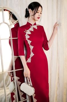 Cheongsam Wedding Dress, Qipao Modern, Wedding Qipao, Wedding Cheongsam, Blue Winter Wedding, Vogue Dress Patterns, Vogue Dress