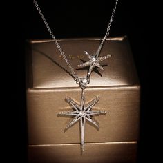 Hot sale Hexagon Star Pendant European and American Light Luxury Necklace Star Clavicle Chain Necklace Packaging, Necklace Star, Luxury Necklace, Neck Chain, Chains Necklaces, Stone Crystal, Geometric Pendant, Party Style, Body Chain Jewelry