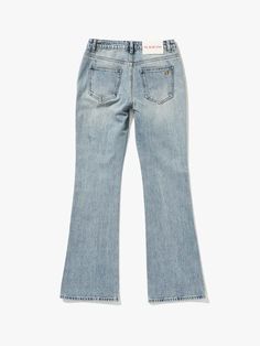 This is a modern and feminine pants by PLAC that is made out of high quality and sturdy fabric. With unique design detail and trendy mood, you can style it for your casual and young daily outfit.- Relaxed flare boot cut silhouette- 13.25 oz cotton denim fabric- Bio stone washed and cat brush detail Feminine Pants, Cat Brush, Denim Fabric, Daily Outfits, Denim Pants, Boot Cut, Design Details, Unique Design, Unique Designs