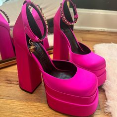 Worn Once For A Photo Shoot! Besides Some Minor Scuffing On The Bottom, These Heels Are Like New. Side 8 1/2. Comes With Box, Bag, And Legitimacy Card. Bratz Shoes, Hot Pink High Heels, Versace Heels, Chunky Platform Heels, Hot Pink Fashion, Hot Pink Heels, Versace Pink, 6 Inch Heels, Versace Shoes