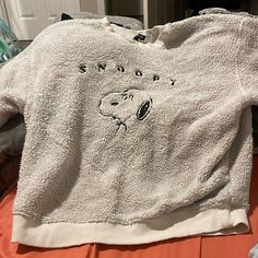 White And Black Fur Sweater. Never Worn Snoopy Sweater, Fur Sweater, H&m Shirts, Colorful Sweaters, Kids Shirts, Sweater Top, Shirts Tops, White Black, White And Black