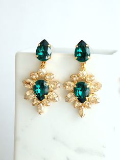 Emerald Chandelier Earrings, Emerald Champagne Drop Earrings, Bridal Emerald Drop Earrings, Emerald Swarovski Earrings, Dark Green Earrings Emerald Chandelier, Dark Green Earrings, Emerald Drop Earrings, Drop Earrings Bridal, Champagne Earrings, Mint Earrings, Emerald Earrings Drop, Earrings Emerald, Bridal Earrings Drop