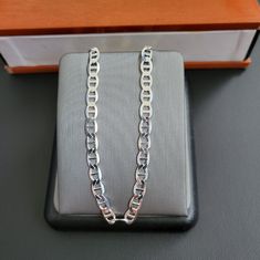 Weight: 9.39 Grams (Approximate) Lenght: 18 Inch Width: 4.5 Mm Metal: 925 Sterling Silver Stamped: 925 Classic Necklace With Stamped 925 Link, Hallmarked Sterling Silver Chain Necklace, Sterling Silver Chain Necklace With Polished Finish For Anniversary, Classic Link Necklace In Sterling Silver, Sterling Silver Chain Necklace For Anniversary With Polished Finish, Sterling Silver Polished Chain Necklace For Anniversary, White Gold Link Necklace Stamped 925, Oval Sterling Silver Chain Necklace In White Gold, Hallmarked White Gold Oval Link Jewelry