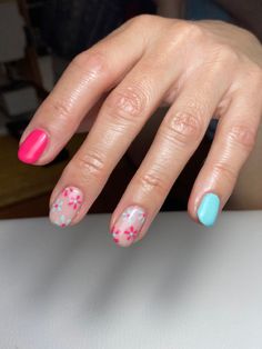 Pink And Blue Spring Nails, Blue And Pink Flower Nails, Pink And Blue Floral Nails, Pink And Blue Nails Design Summer, Blue And Pink Summer Nails, Blue Nails With Pink Flowers, Dc Nails, Swaggy Nails, Spring Floral Nails