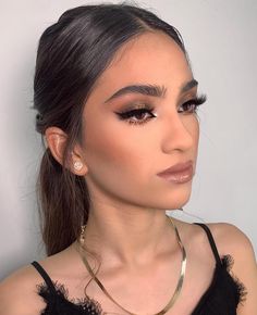 Social Glam Makeup, Ideas Maquillaje, Natural Prom Makeup, Eye Brows, Barbie Makeup, Formal Makeup, Money Success, Makijaż Smokey Eye, Dope Makeup