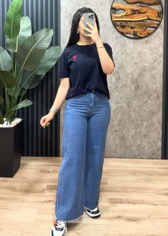 Female Clothes Outfits, Elegant Fashion Outfits, Neat Casual Outfits, Everyday Fashion Outfits, Casual Day Outfits, Smart Casual Outfit, Classy Casual