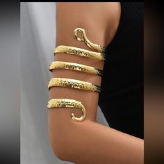 New With Tags And Original Packing. Fashionable Gold Arm Piece Silver Arm Cuff, Gold Arm Cuff, Bracelets Hippie, Gold Minimalist Jewelry, Finger Bracelets, Gold Jewelry Gift, Arm Jewelry, Arm Bracelets, Gold Armband