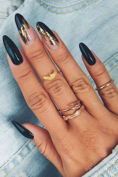 Elegant black nails almond shaped long with adorned with gold foil! #winternails #winternailcolors #winternailart #almondnails #blacknails Black Marble Nails, Black Almond Nails, Long Almond Nails, Nails Beautiful, Gold Glitter Nails, Easy Nails, Almond Shape Nails