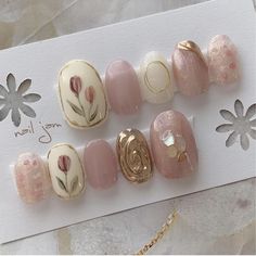 Feet Nail Design, Pastel Nails Designs, Art Deco Nails, Simple Mehndi Designs Fingers, Hello Nails, Nail Designs Tutorial, Fall Nail Art Designs, Vintage Nails, Subtle Nails