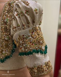 Latest Bridal Blouse Designs, Blouse Designs High Neck, Blouse Designs Catalogue, Latest Blouse Designs Pattern, Latest Model Blouse Designs, Fashionable Saree Blouse Designs, Wedding Blouse Designs, Blouse Designs Indian, Ladies Blouse Designs