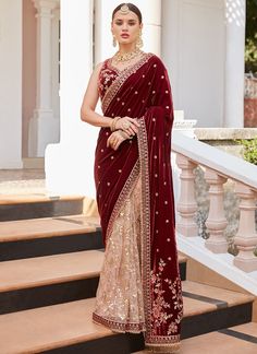 Reception Saree, Check On Me, Golden Saree, Bridal Sarees South Indian, Simple Saree Designs, Sari Design