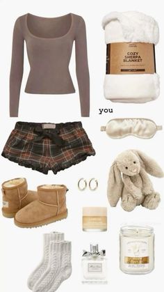 Pj Outfit, October Outfits, Lounge Outfits, Fall Girl, Flot Makeup, Preppy Clothes, Skandinavian Fashion, Casual Preppy Outfits