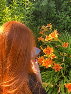 Orange Red Hair Aesthetic, Ginger Hair Women Aesthetic, Curly Orange Hair Aesthetic, Red Haired Girl Aesthetic, Ginger Girl Aesthetic, Orange Hair Aesthetic, Cute Redhead Girl, Aesthetic Redhead