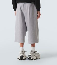 Find BALENCIAGA Cotton Fleece Shorts on Editorialist. Material: 100% cotton. Care instructions: machine wash at 30 degrees. Made in Portugal. Designer color name: Heather Grey. Elasticated waistband. Cotton Athleisure Bottoms With Boxy Fit, Boxy Fit Cotton Athleisure Bottoms, Sporty Oversized Cotton Sweatpants, Oversized Cotton Bottoms For Winter, Winter Cotton Oversized Bottoms, Winter Cotton Bottoms With Side Pockets, Oversized Cotton Athleisure Bottoms, Sporty Cotton Bottoms For Fall, Fall Cotton Sporty Bottoms