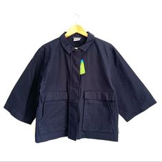 New Columbia Navy Blue Organic Cotton Summer Chill Jacket Us M New With Tags. Rn# 69724 Ca#05367 - Fabric: 100% Organic Cotton - Navy Blue - Oversized Fit - 3/4 Sleeve - Zipper And Button Closure - Cargo Style Pockets - Measurements: Shoulder 20.5” Bust 42” Sleeve Length 15” Length 24.5” - No Flaw Mens Sherpa, Olive Green Jacket, Cargo Style, Columbia Blue, Columbia Jacket, Plaid Tops, Columbia Sportswear, Summer Cotton, Utility Jacket