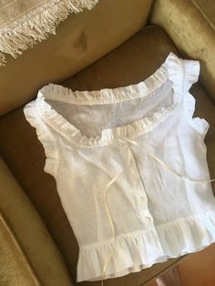 Preppy Chic Outfits, Preppy Chic, Trendy Fashion Tops, Ribbon Tie, Soft Hand, Ruffle Top, White Blouse, Top Pattern, Lace Shorts