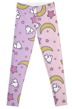 Super stretchy and durable polyester full-length leggings. Vibrant high-quality sublimation print across the front and back. Size range XXS-XL. Usagi's classic bed pattern. Perfect for a queen size blanket (perfect square). Ombré from purple to pink, but bold designs. Sailor Moon Rug, Sailor Moon Pjs, Sailor Moon Hoodie, Sailor Moon Pillows, Salior Moon Blanket, Moon Bunny, Bunny Blanket, Queen Size Blanket, Sailor Moon Usagi