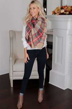 Plaid Scarf | Sophie & Trey Plaid Scarf Outfit Winter, Plaid Scarf Outfit, Dark Jeans Outfit, Scarf Outfit Winter, Scarf With Fringe, Scarf Outfit, Future Style, Funny Fashion, Trendy Fall Outfits