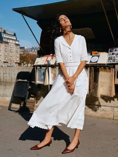 Neck Details, Simple Retro, Camisole Dress, White Midi, Retro Mode, Cotton Midi Dress, Vintage Style Dresses, White Dress Summer, Necklines For Dresses