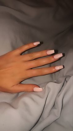 Basic Coffin Nail Ideas, Solid Colored Acrylic Nails, Cute Plain Color Nails, Nail Plain Colors, Nails For Blonde Hair, Nails Inspiration One Color, Plain Coffin Acrylic Nails, One Colour Nails Simple, Nails Acrylic Plain Colors