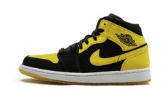 In a surprising turn of events, Jordan Brand brings back one-half of the “Old Love, New Love” Pack. This 2017 release sees the black and yellow Air Jordan 1 Mid become an option, as opposed to the counterpart of an AJ 1 Mid in the original Black Toe colorway. The shoe returns just as we remember it, with the same mid-top silhouette, jeweled wings logos, Jumpman branding on the tongue and heel, and a clear yellow outsole. The upper is constructed with a combination of premium black suede and yell Yellow Air Jordan, White Basketball Shoes, Sneaker Art, Air Jordan Sneakers, Stadium Goods, Air Jordan 1 Mid, Black And Yellow, Air Jordan 1 Retro, Jordan 1 Mid