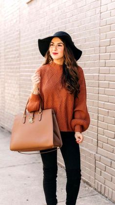 🍂 Feeling stuck on what to wear? Get Thanksgiving outfit ideas that bring style and comfort. ✨ Pin now to keep your options close! Rust Sweater Outfit, Caramel Sweater, Rust Sweater