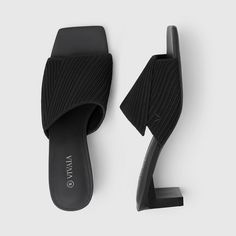 These square-toed sandals have been made from skin-friendly yarn uppers and ultra-soft microfiber soles. They're set on mid, 50mm heels and have gripped rubber on the sole for traction. Crafted with minimal texture details on the uppers, they enhance your summer look with both dresses and jeans.Square-toed mid heels
Slip-on
Breathable uppers made from soft and skin-friendly material
50mm/1.97'' heel
Anti-slip outsoles
Well packaged with 100% recycled cardboard Loafers Trend, Chunky Heeled Boots, Sustainable Shoes, Comfortable Loafers, Square Toe Heels, Most Comfortable Shoes, Trending Boots, Comfortable Boots, Pointed Toe Heels