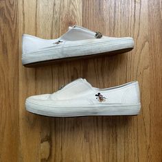 Shoes Are In Good Condition Overall They Have A Few Minor Creases And Marks From Wear Still Have Tons Of Life Left! Fit Like A Women's 8/8.5 Disney Shoes, White Canvas, Slip Ons, Womens Shoes Sneakers, Ups, Womens Sneakers, Vintage Ladies, Athletic Shoes, Baskets