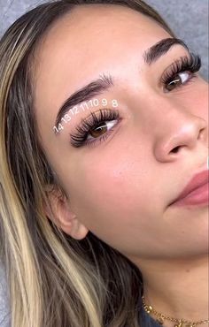 Eyelash Extensions Classic, Natural Fake Eyelashes, Lash Extentions, Best Lash Extensions, Lashes Fake Eyelashes, Wispy Eyelashes, Lash Extensions Makeup, Lash Extensions Styles, Eyelash Extensions Styles