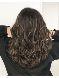 Short Hair Waves, Hair Arrange, Hair Inspiration Color, Hair Inspo Color, Hair Waves, Aesthetic Hair, Ombre Hair, Brunette Hair Color