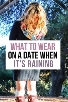 The perfect outfit to wear on date night when it's raining. Date Night outfit for a rainy day. Fall date night outfit idea. #datenight #dateoutfit Rainy Date Night Outfit, Rainy Day Date Outfit, Outfit For Rainy Day, Rainy Day Dates, Date Night Outfits Spring, Summer Day Outfits, Out For Drinks, Date Night Outfit Summer, Fall Dates