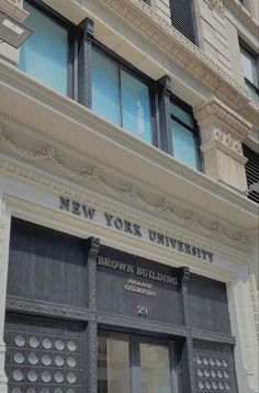 the new york university brown building is shown